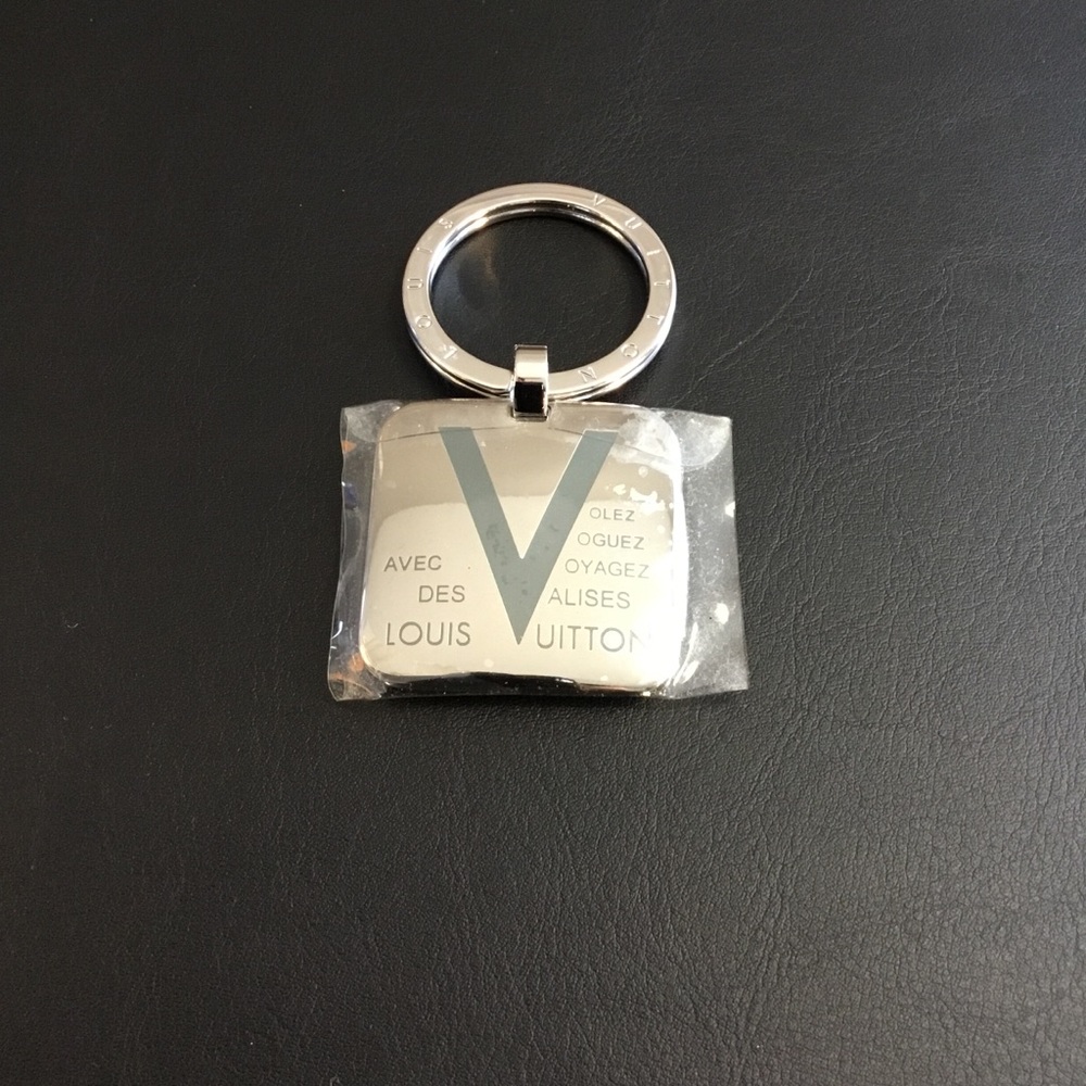 $OLD🤑 🆕 LV V Key Holder